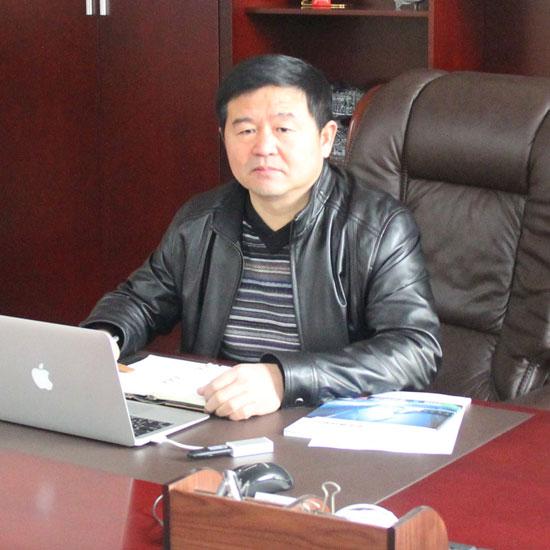 市人大代表、山東輝瑞管業有限公司董事長  侯成安